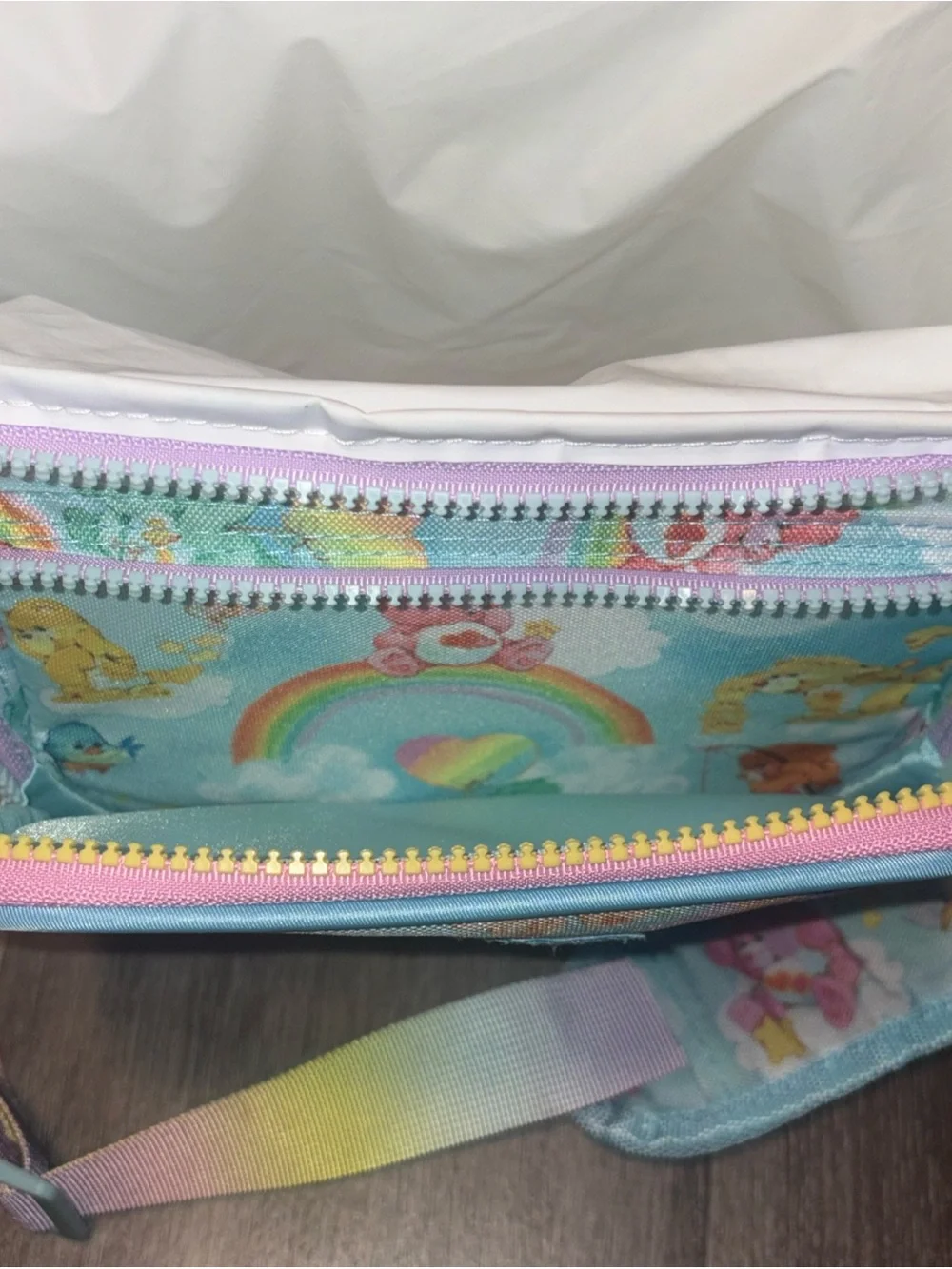 Care Bears x Igloo Cooler Rainbow Ombre Clouds Lunchbox Travel Lunch bag